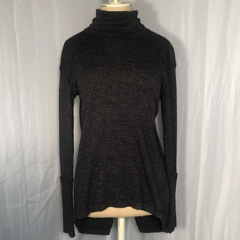 We The Free Oversized Gray Turtleneck XS